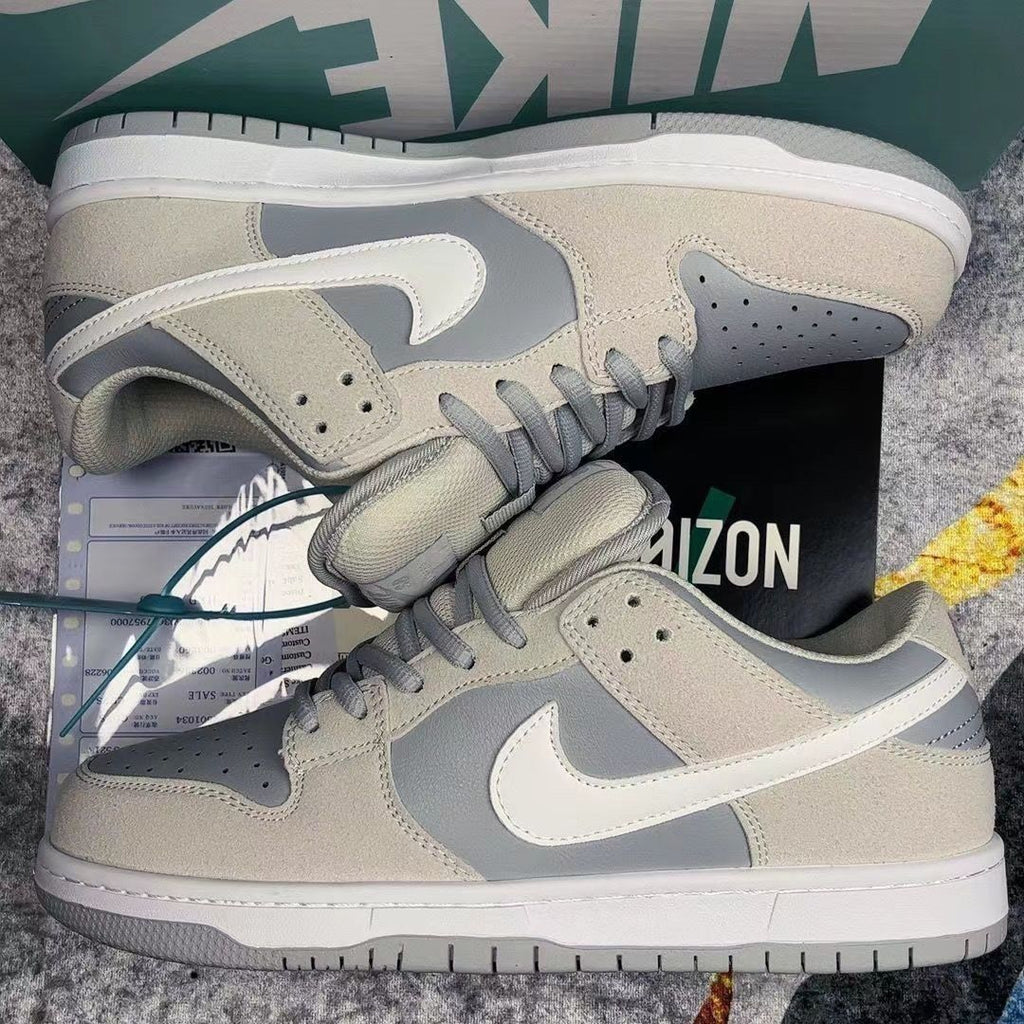 Nike Dunk Low Summit White Sneaker