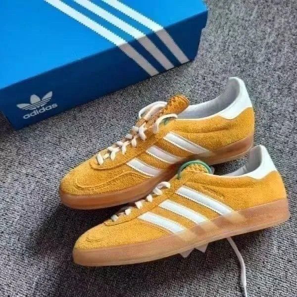 Adidas Gazelle Sneakers