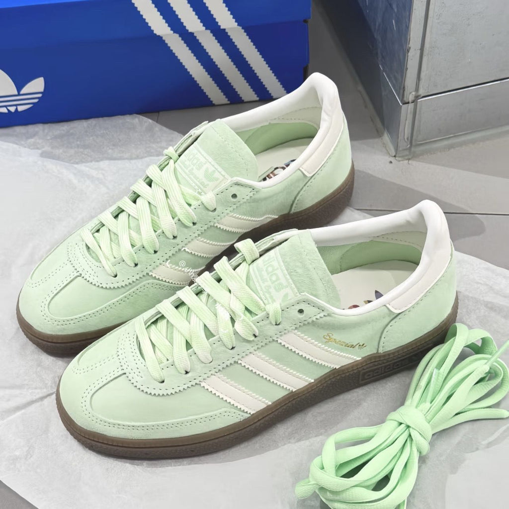 Adidas Gazelle Sneakers